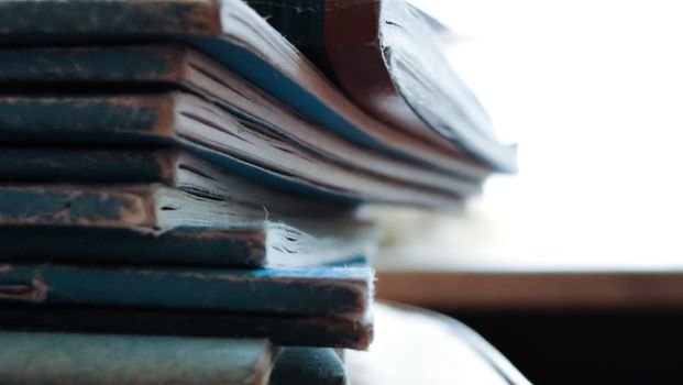 Portada: Astrofísica para gente con prisa